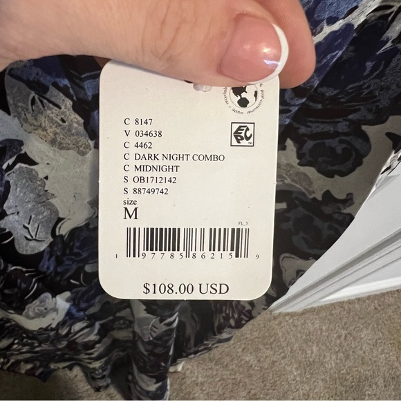 Free People Worth‎ The Wait Silky Floral Maxi Dress Dark Night Combo Size Medium - Picture 6 of 7